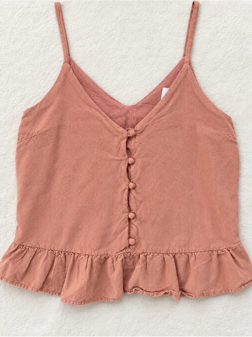 Women's Rust Button-Front Ruffle Cami Top - Picture 2 of 2